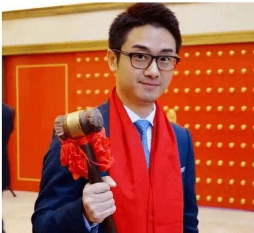 林振宇资料,从平凡走向卓越的奋斗历程